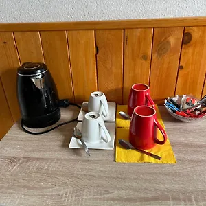 Guest house Manoir De La Gravette, Maison & Table D'Hotes, Montauban